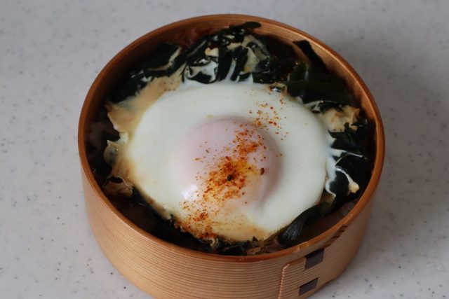 巣ごもり卵丼