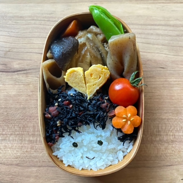 女の子のキャラ弁当