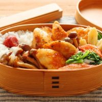「鶏ささみとしめじの甘辛」「小松菜レンジ炒め」