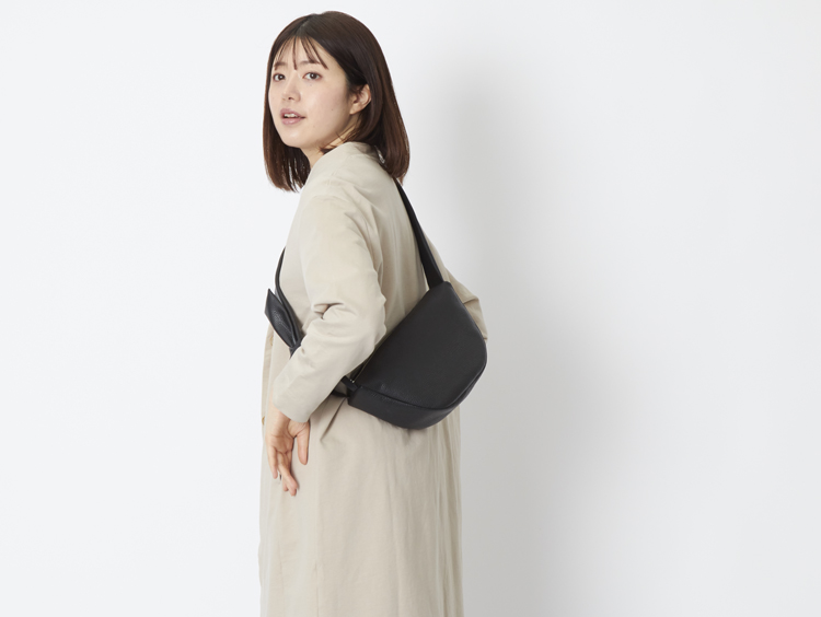 bell la bell/ハーフムーンバッグ