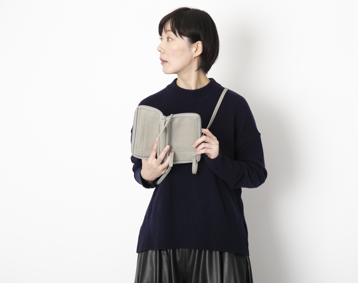 本好きのためのミニマルバッグ！「読むしかできないブックショルダー」