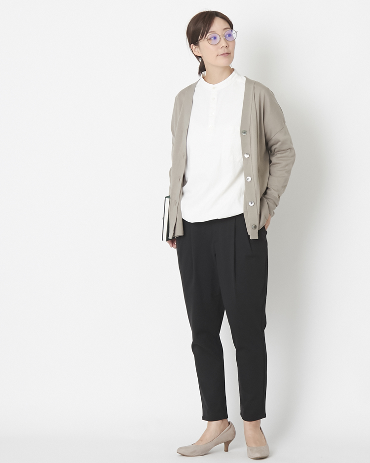WESTWOOD OUTFITTERS/きれいめ無地のタックテーパードパンツ