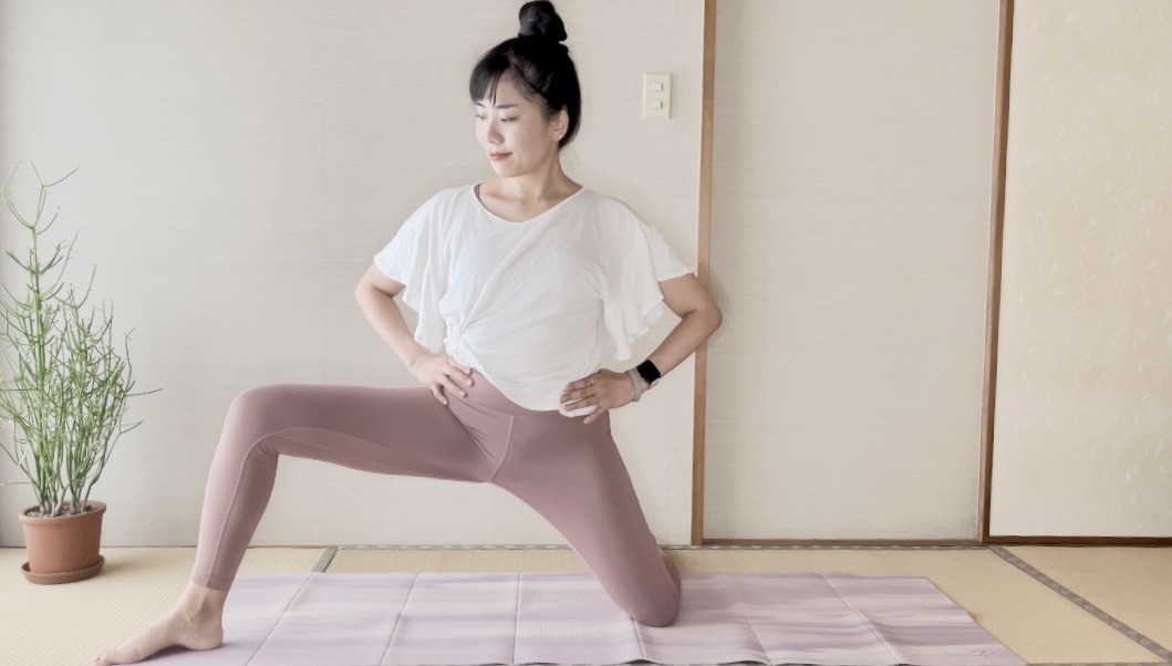 巡りをよくして脚ぽか！「股関節ほぐし」ピラティス