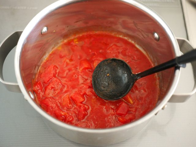トマト缶