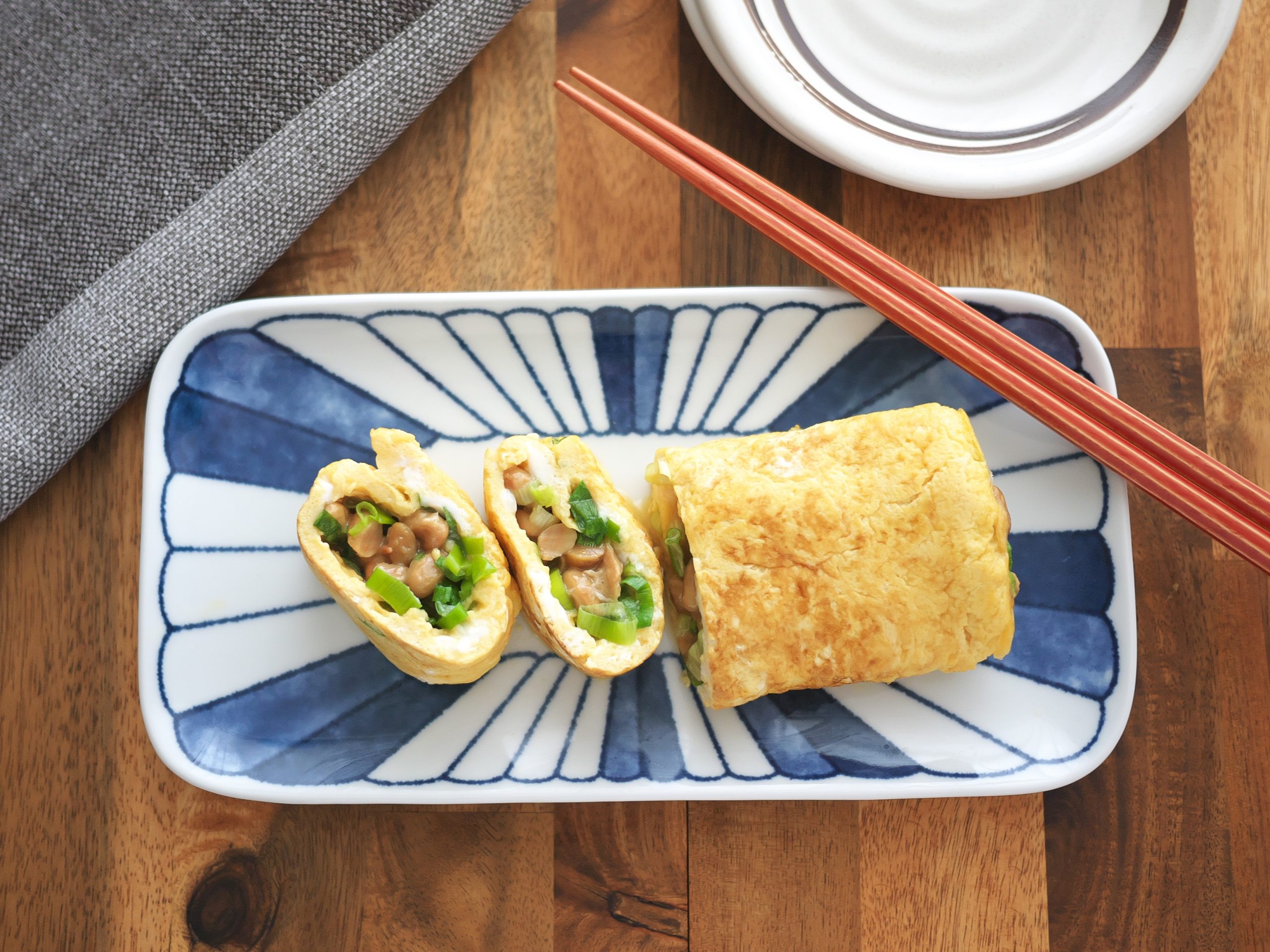 たんぱく質でダイエット！甘じょっぱい「ネギ入り納豆卵焼き」
