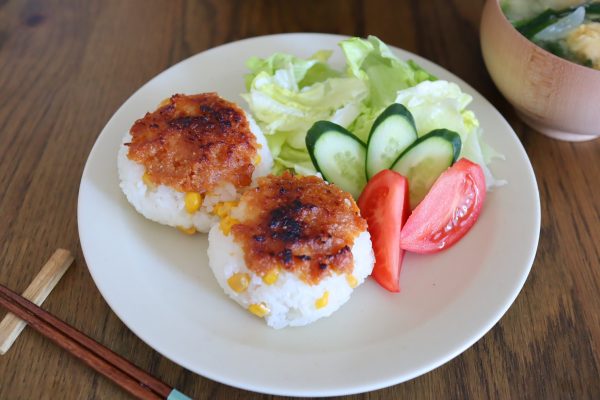 味噌バターコーン焼きおにぎり