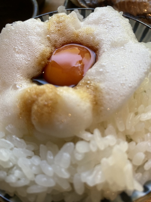 鎌倉の人気店ヨリドコロのメレンゲ卵かけご飯