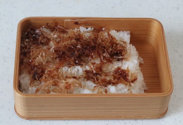 2品弁当の詰め方