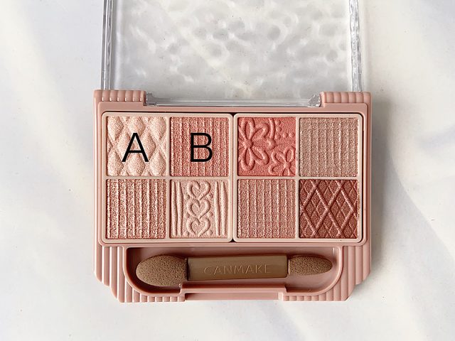 キャンメイクの「プティパレットアイズ」01 プリュムフラワー