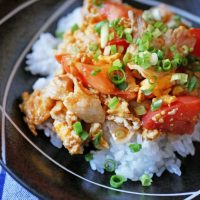 トマタマ丼