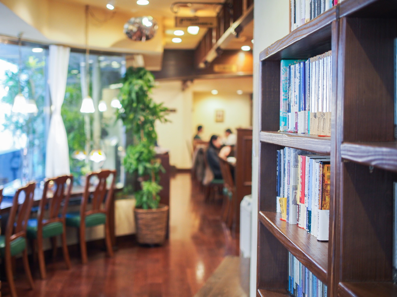 「珈琲貴族エジンバラ 新宿本店」
