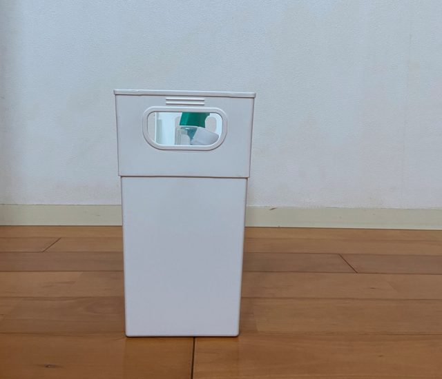 背の高い収納