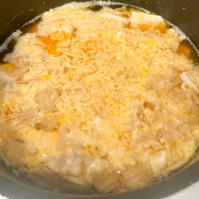 豆腐とえのきのサンラータン風スープ