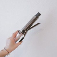 カール力もツヤもアップ!「ヘアアイロン」を使うなら知っておきたい5つのポイント