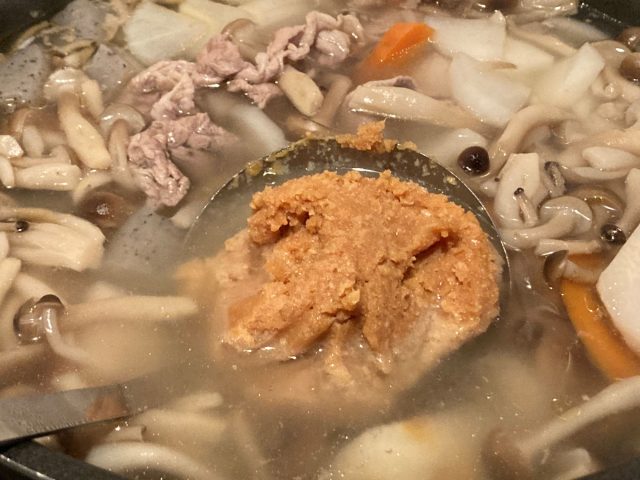 味噌を溶く