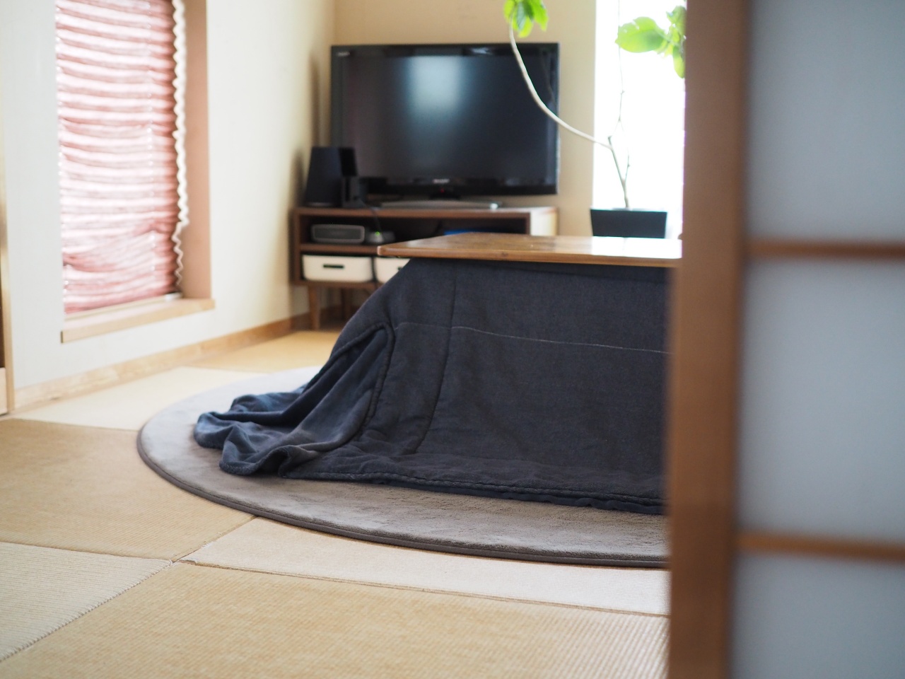 あきらめないで！「こたつ」を置いても部屋をスッキリさせる秘訣5つ