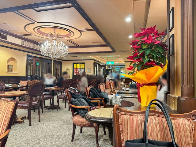 喫茶館 仏蘭西屋 店内