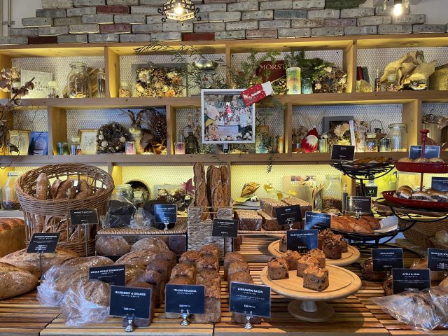 広尾 BARTIZAN Bread Factory 内観