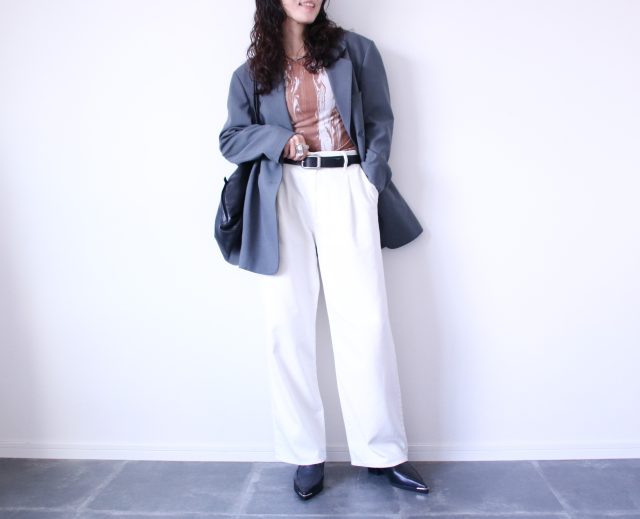 UNIQLO新作「ドレープデニムタックパンツ」着回し