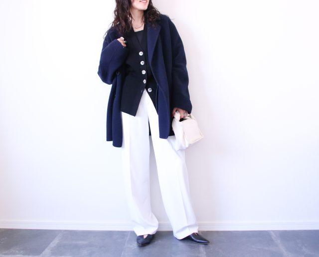 UNIQLOタックワイドパンツの新色ホワイト