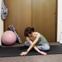 しつこい肩こりに!縦横に伸びて気持ち良い「肩甲骨ストレッチ」