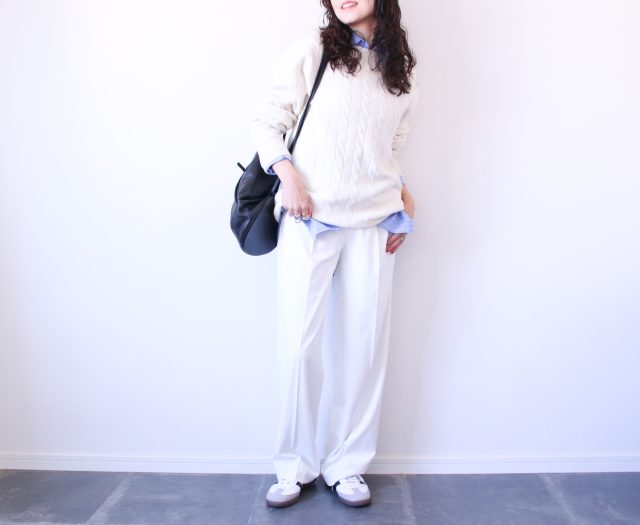 UNIQLOタックワイドパンツの新色ホワイト