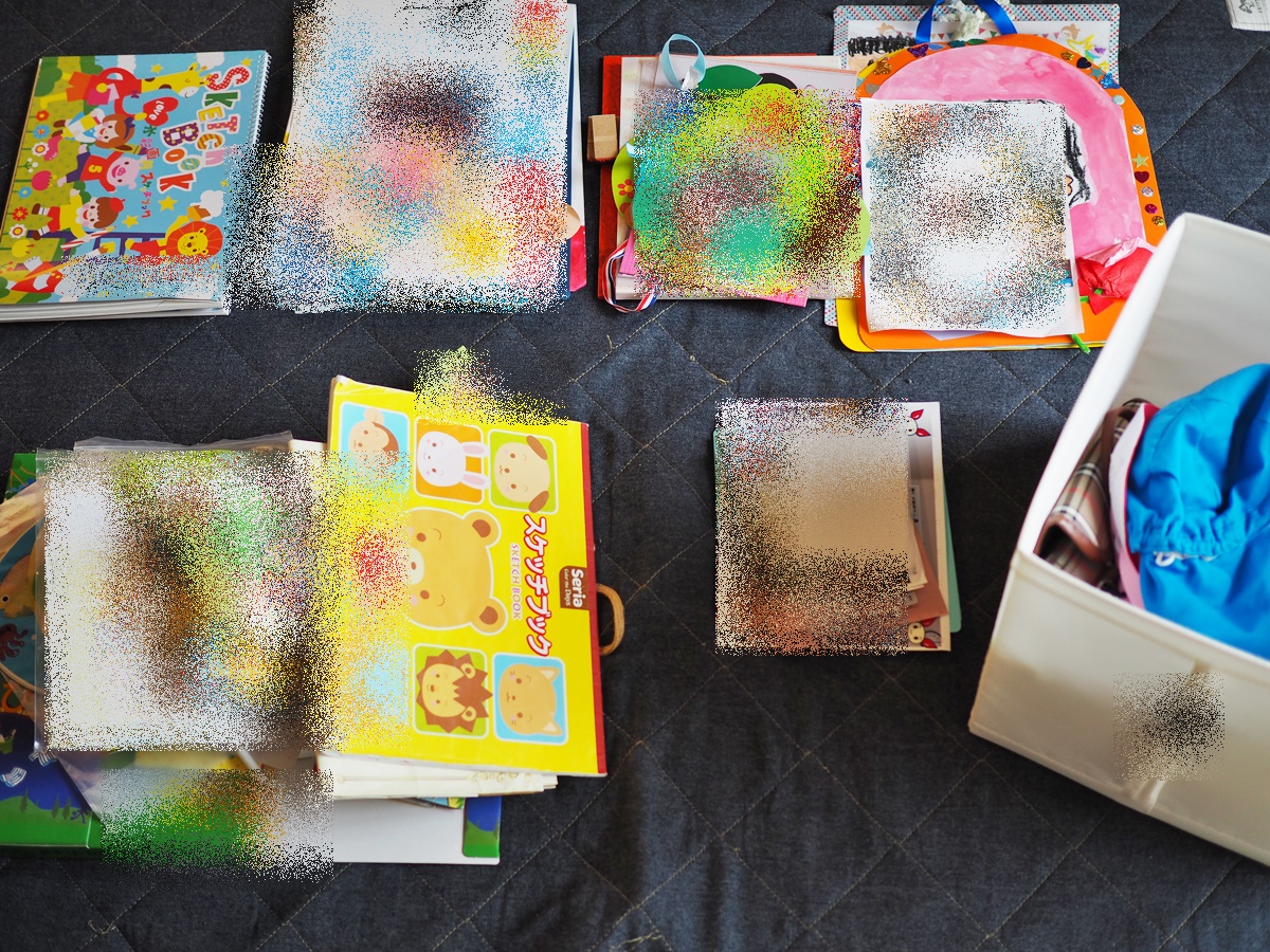増え続ける「子どもの作品」。うまく手放しながら管理するために必要な4ステップ