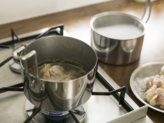 面倒くさい…を解消！「揚げ物調理」がラクになるアイテム5品