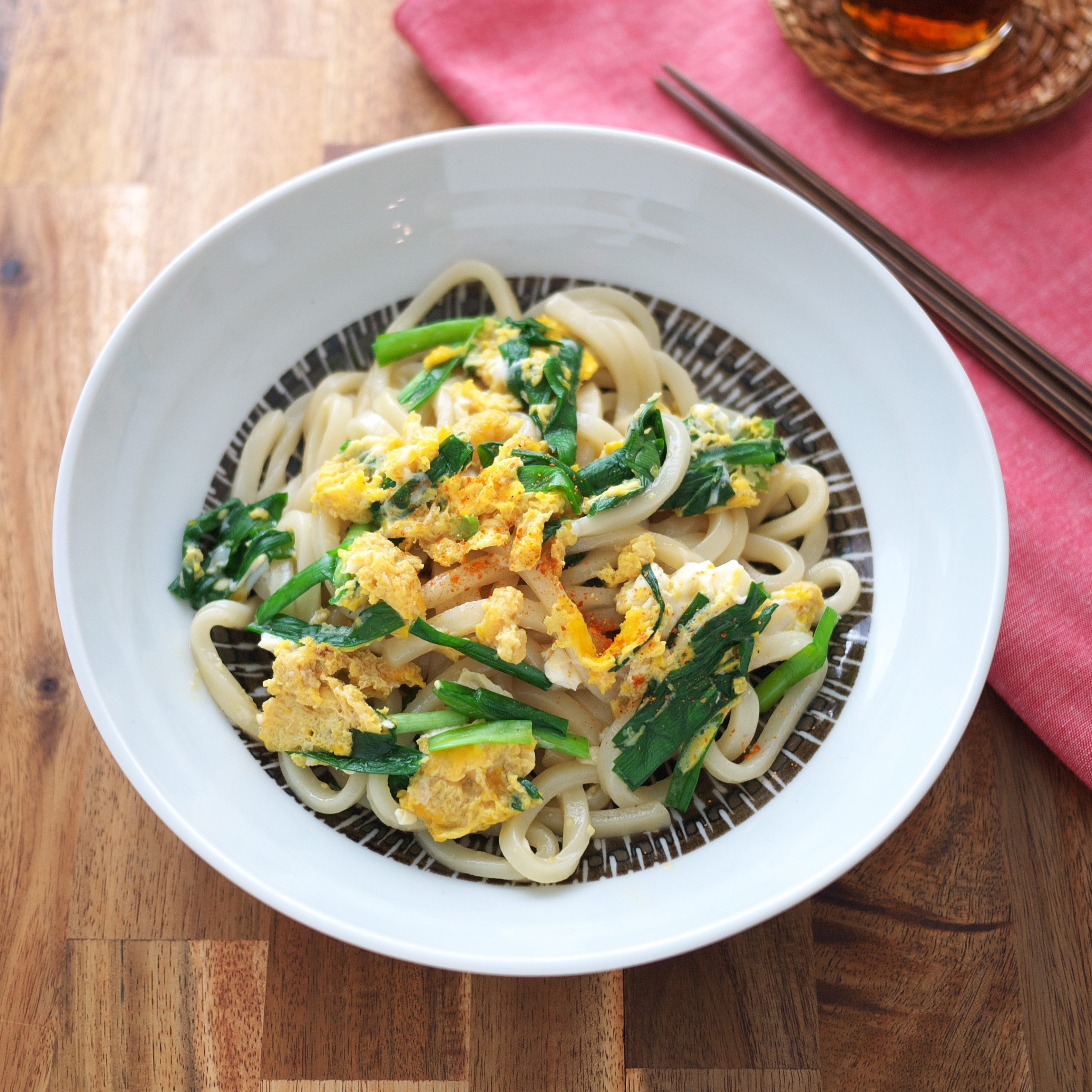 体の芯からぽかぽか！レンジで簡単「ニラ玉うどん」