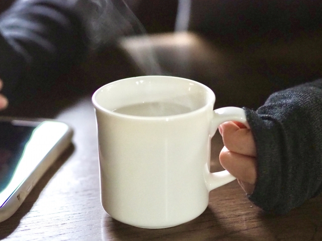 胃腸の調子が改善！朝に飲みたい「白湯」の作り方