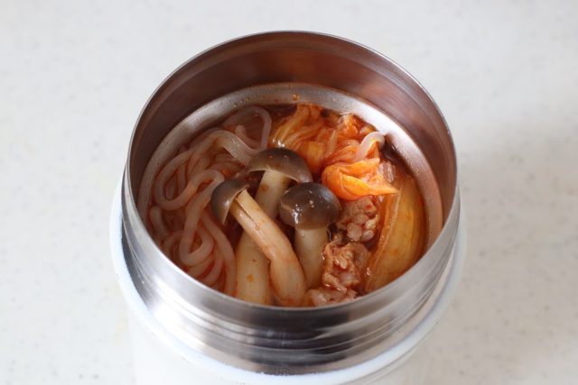 「豚とキムチのしらたきラーメン」