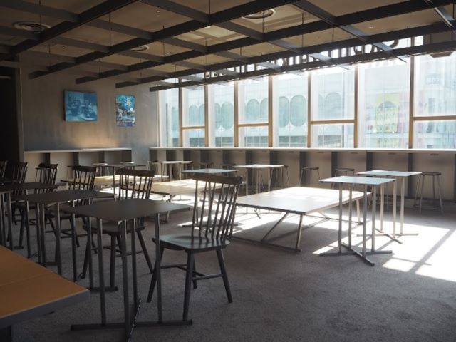 カフェの店内