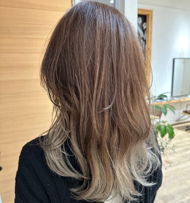 ハイトーン ブリーチ 春におすすめヘアカラー