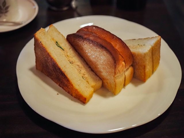 ツナサンドトースト 断面