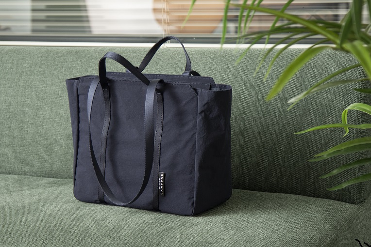 MAISON CANVVAS/軽量&撥水の自立する2wayトートバッグ