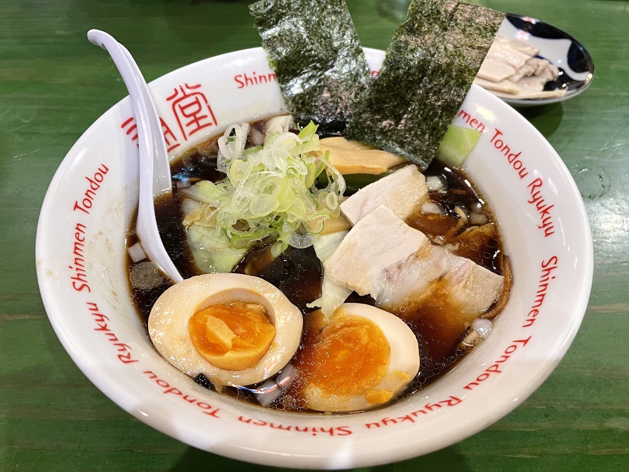 休日のお出かけに！全国のラーメンが食べられる「新横浜ラーメン博物館」
