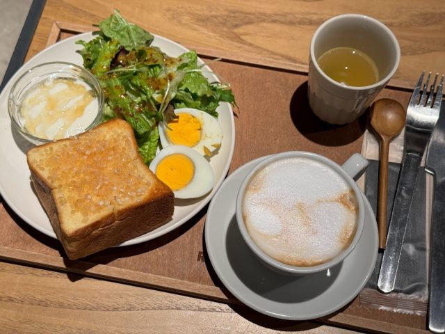 堀江「Rocks Cafe」モーニングセット