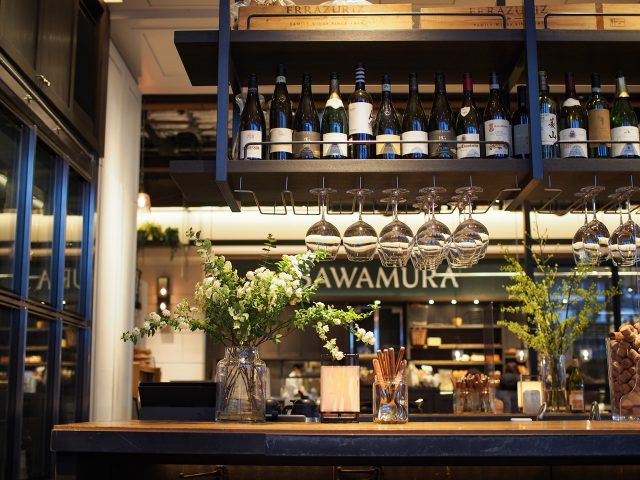 ベーカリー&レストラン 沢村 新宿 店内