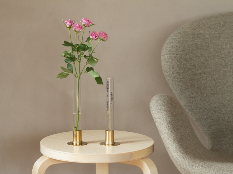 PICUS/HERBARIUM BRASS GLASS DOME & FLOWER VASE SOLID