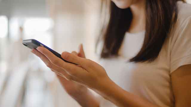 スマホ 女性