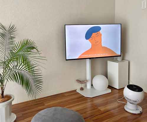 スタンドですっきり!おしゃれな「テレビ周り」インテリア3選
