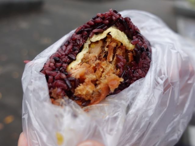 青島飯糰（チンダオファントン）の断面
