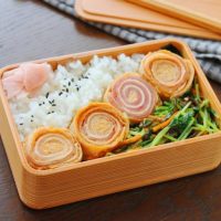 油揚げとベーコンの信田巻き