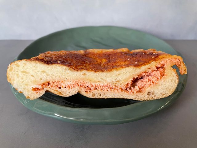 めんたいチーズフォンデュ 断面