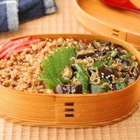 野菜とじゃこのそぼろ
