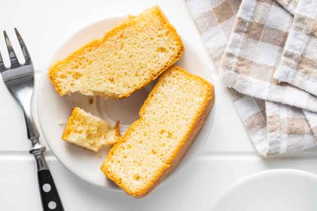 ケーキ 卵