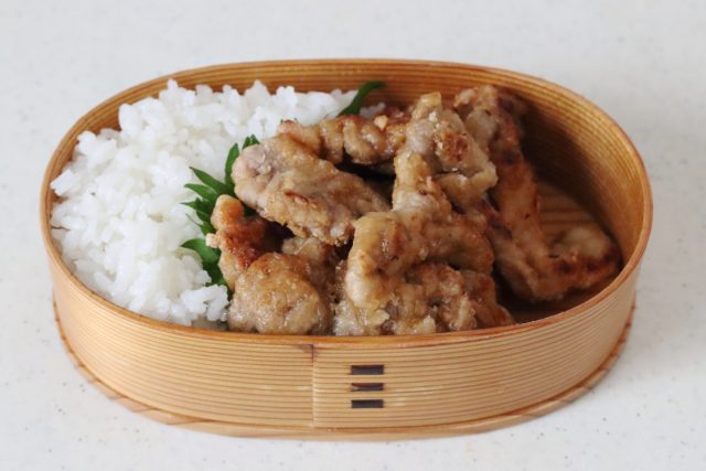 2品弁当の詰め方