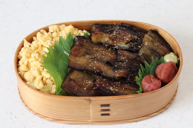 2品弁当の詰め方