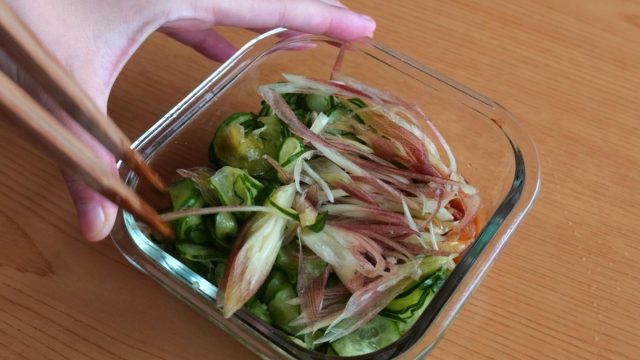 きゅうりとみょうがの和え物