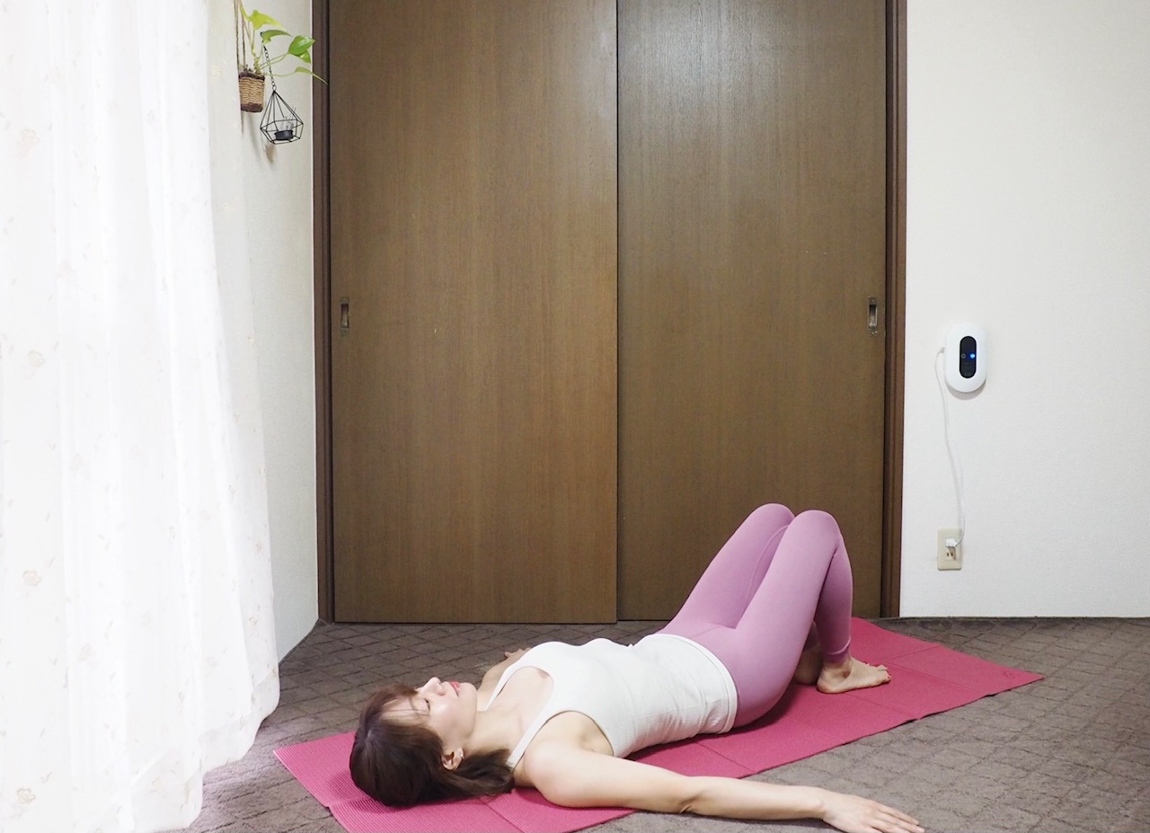 寝たまま簡単！まずは20回！「内ももにすきま」を作るエクササイズ第二弾